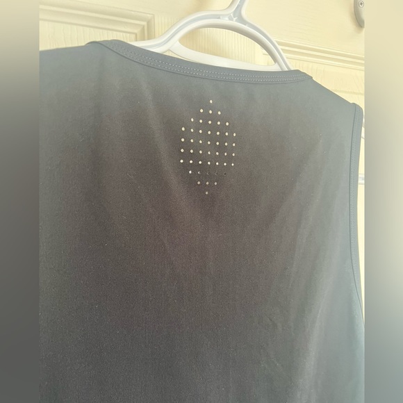 🌟 NEW 🌟 rare Gymshark x Whitney Simmons tank - Picture 8 of 9